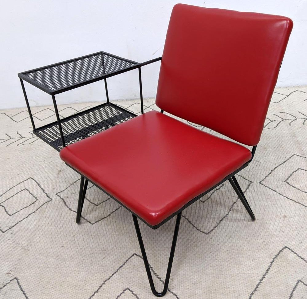 صندلی های دسته دار با میز متحرک